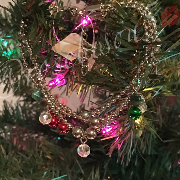 🎄🆕Holiday Cheer Bracelet - Picture 3 of 8